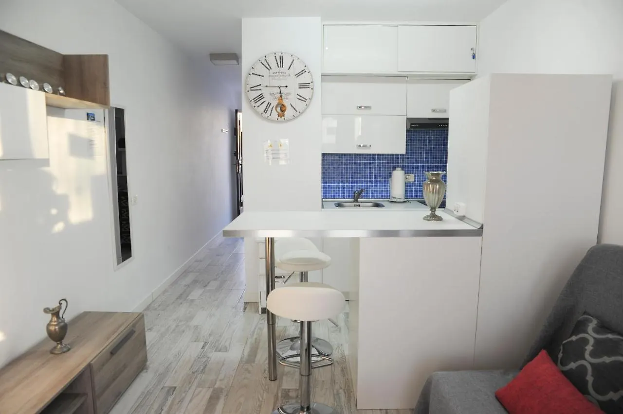 Chaparral Deluxe Apartment Arona  0*, Arona (Tenerife)